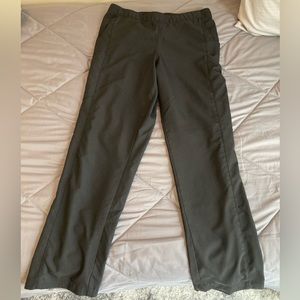 Women’s scrub bottoms